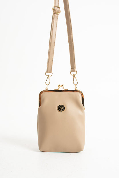 Kadın Gold Aksesuarlı Ayarlanabilir Çapraz Askılı Kum Mat Çarpraz Omuz Çantası - Kurtuluş Çanta